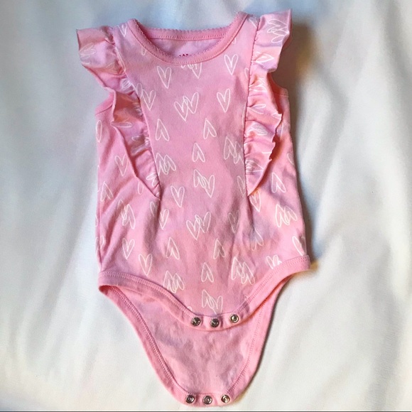 ♥️ BOGO ♥️ Cat & Jack Heart Ruffle Bodysuit - Picture 1 of 3